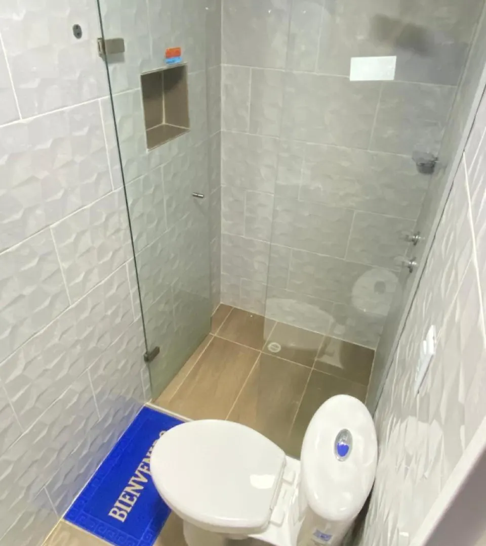 23 Comodo Apartamento Con Balcon En Laureles Estadio 2 Hab 2 Banos Medellin
